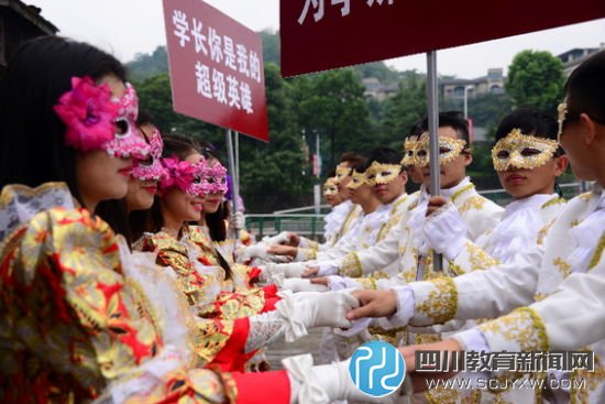 嘖嘖，學(xué)弟，你怎么看？