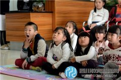 體驗(yàn)當(dāng)牙醫(yī)，小記者走進(jìn)德陽德貝口腔醫(yī)