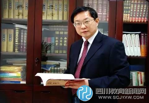 明星校長花900萬辦校慶 與多女有不正當(dāng)關(guān)系