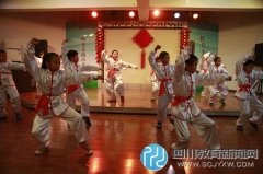 機(jī)投小學(xué)舉行社團(tuán)展示活動迎新年