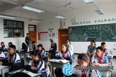 寧夏鹽池縣骨干教師到文翁實驗中學“取