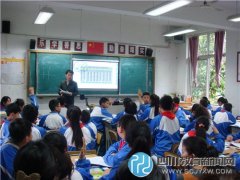 萬春學(xué)?！爸腔鄯窒怼敝胺降麓?名師