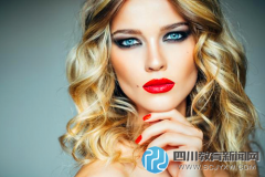 beautiful不要當(dāng)面說，英語稱贊有套路！